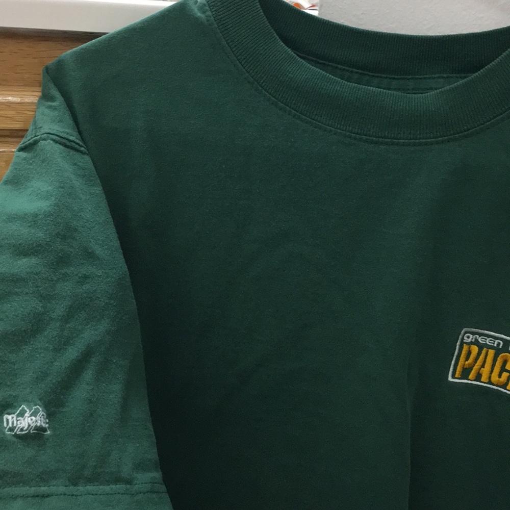 NFL (Green Bay Packers)-Vintage Green Majestic Tee - Picture 5 of 8